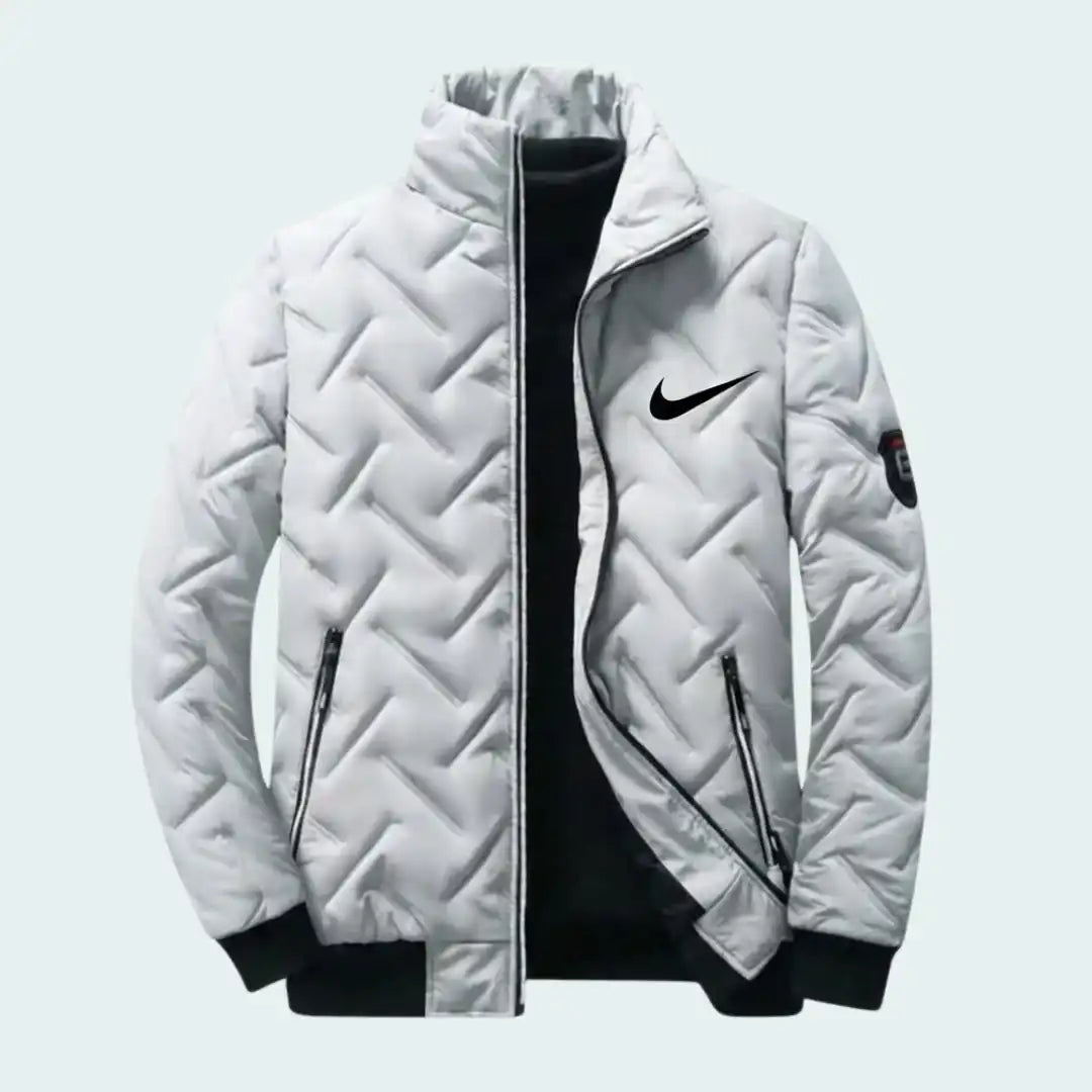 Nike Autumn and Winter casual outdoor jacket featuring premium insulation and modern streetwear fit.