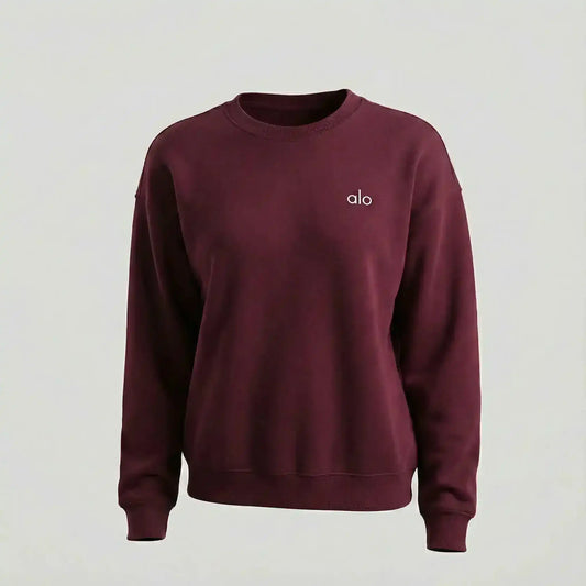 Alo Yoga Accolade Crew Neck Sweatshirt. Crew neckline.