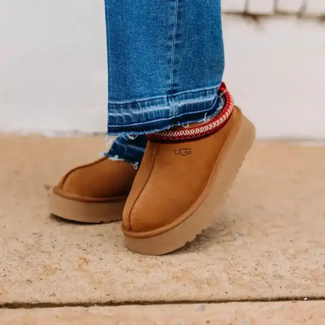 Platform slip-on slippers with a fuzzy collar, product and styling views.