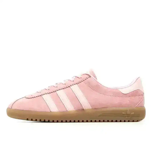 Bermuda Glow Pink Sneakers. Pink upper.