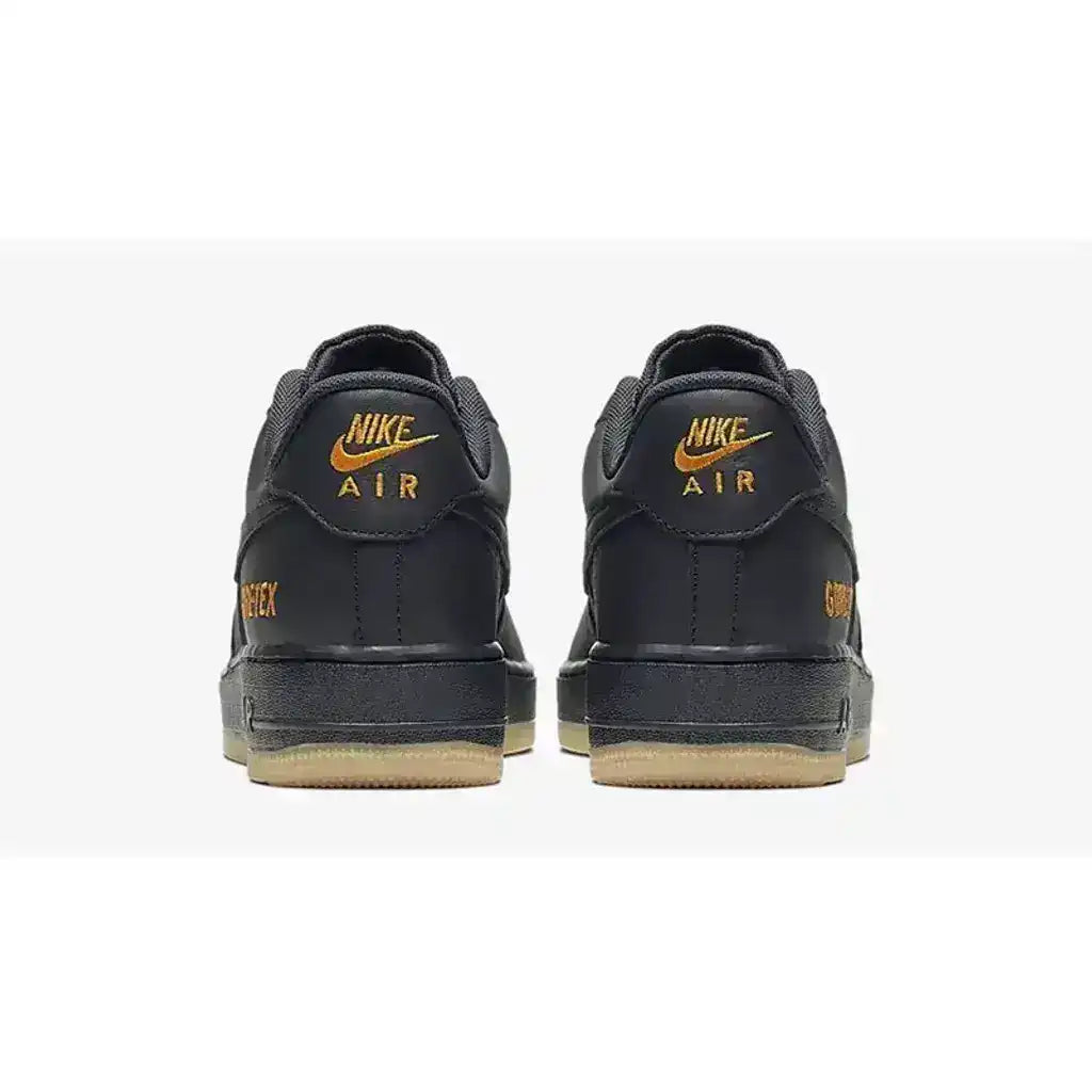 A clean black upper, durable construction, and subtle Gore-Tex accents make the AF1 Gore-Tex Black a versatile choice for everyday wear.